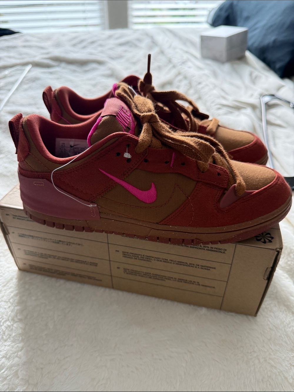 brand new dunks